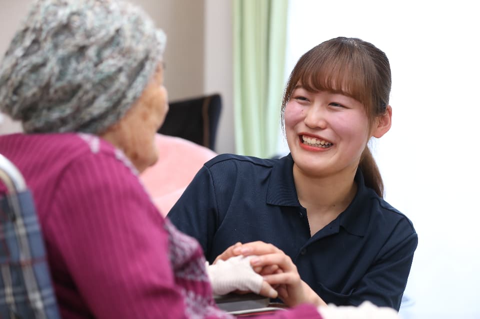 【介護職】パート/短時間/高時給/ヘルパー/30代40代活躍中/秋田駅